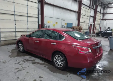 2015 Nissan Altima 2.5/2.5 S/2.5 Sl/2.5 Sv из США, поврежденный, VIN 1N4AL3AP0FC281349